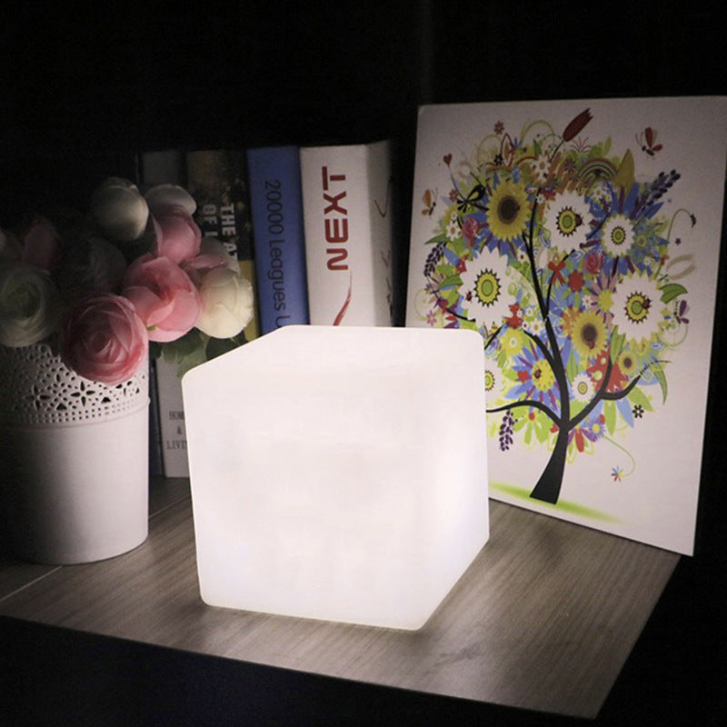 Amberloom Cube Ambient Table Lamp